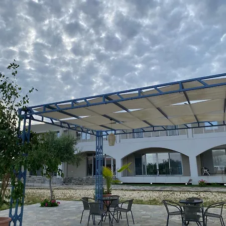 Vians Olympia Hotel 3*