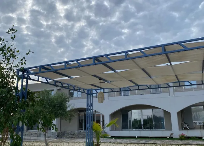 Vians Olympia Otel 3*